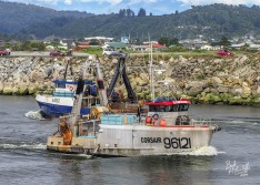 Boats Pass in Grey River